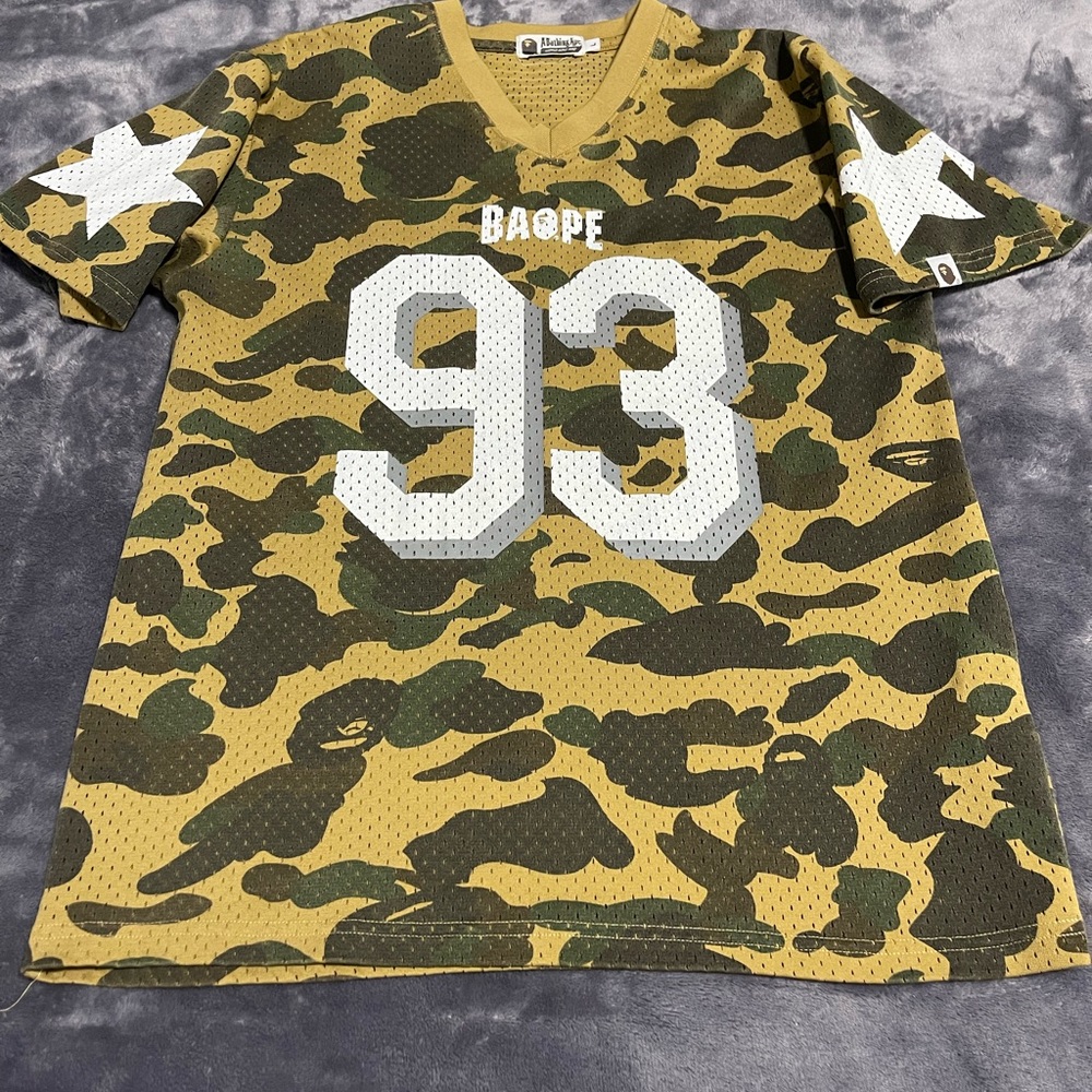 Bape Jersey 
Camo
Men’s L , Fits M